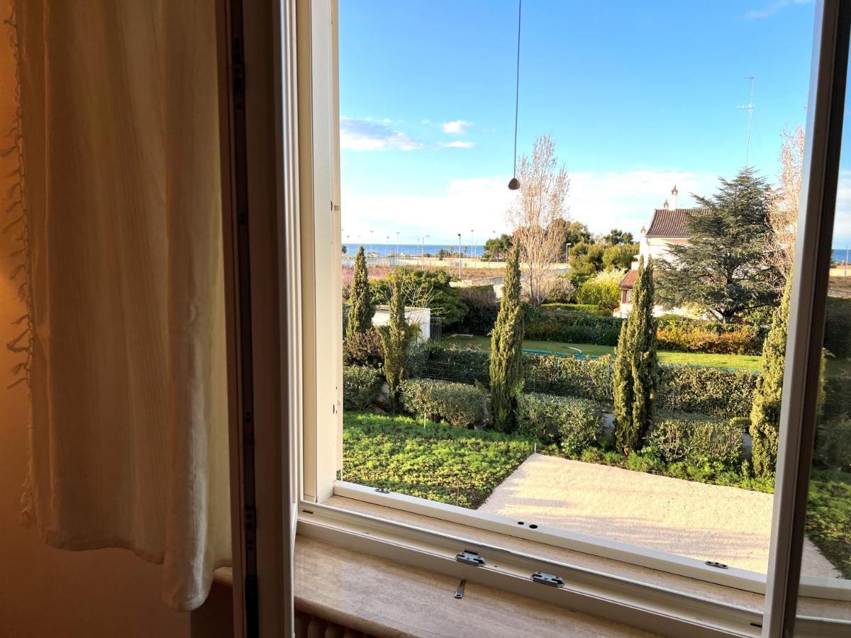 Quietandrelax In Piscina Da Giugno A Settembre Apartment Бари Екстериор снимка