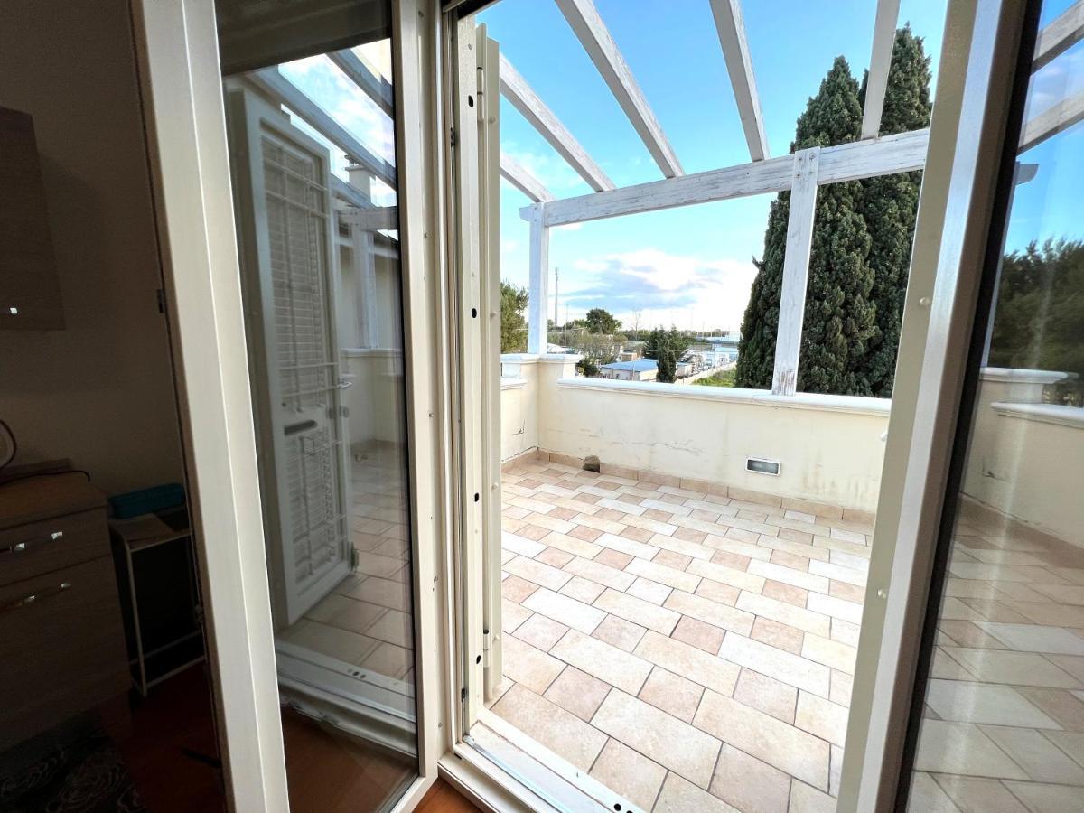 Quietandrelax In Piscina Da Giugno A Settembre Apartment Бари Екстериор снимка